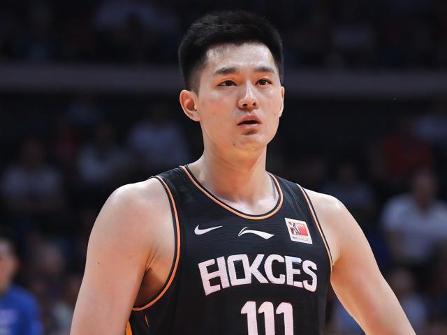 郭艾伦重返辽宁主场，CBA功勋球员的欢迎仪式有多薄情？