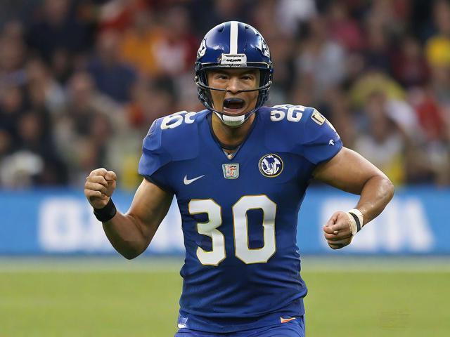 杨瀚森庆祝动作致敬NFL状元，融入当地文化获赞