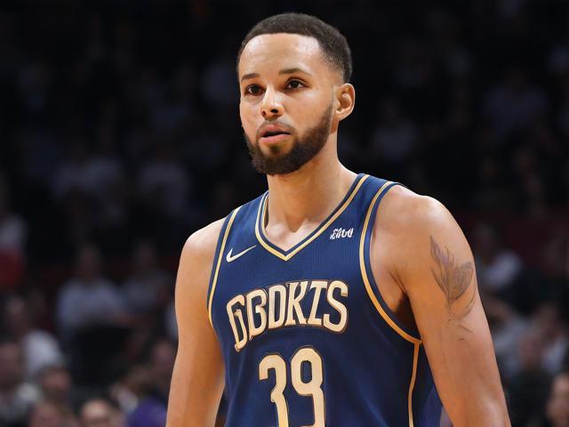 库里33分钟仅得3分！勇士不敌火箭，詹姆斯生涯仅8次得分个位数