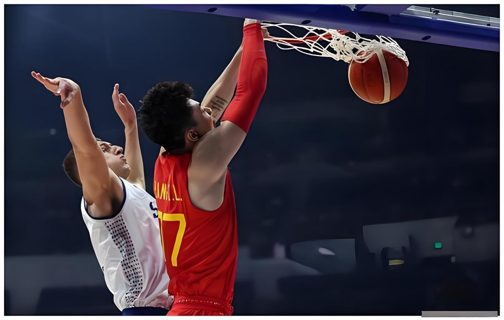 男篮请乔帅仍失利 罚球三分暴露短板