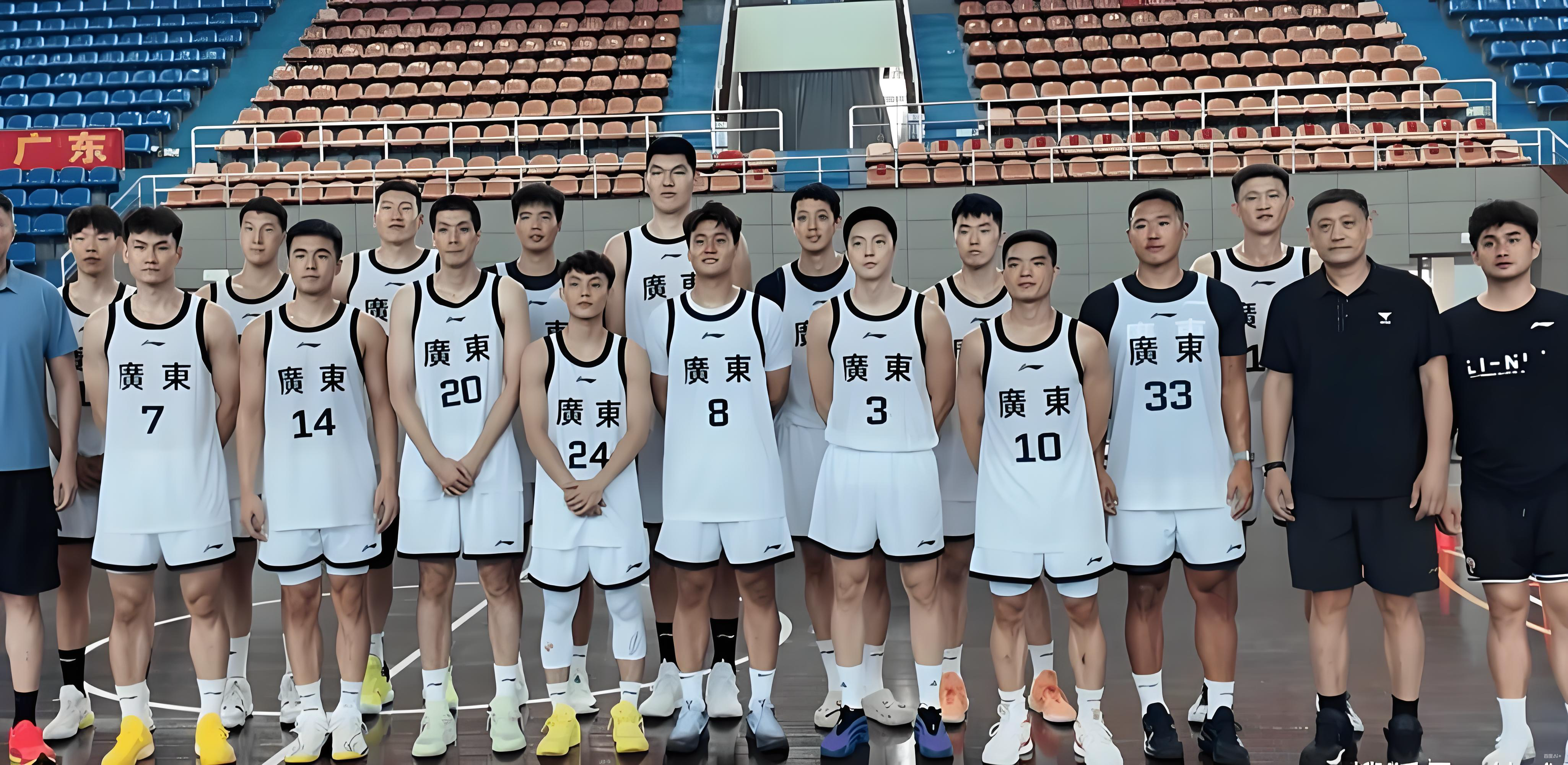 广东签强援补锋线短板冲击冠军