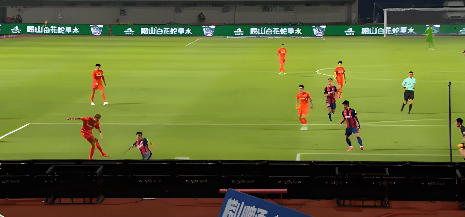 中超多队引援动态及欠薪进展