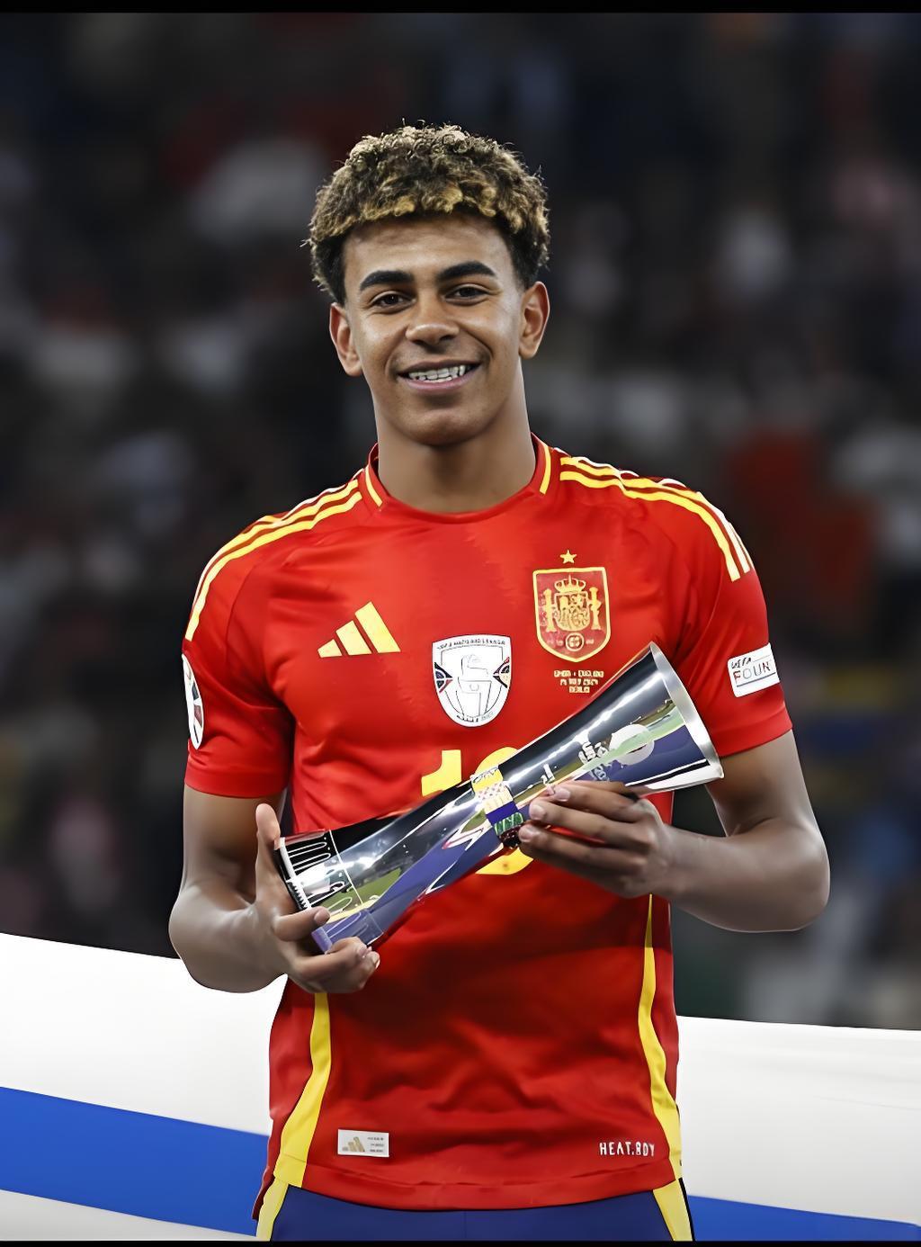 亚马尔横空出世定义新足坛时代