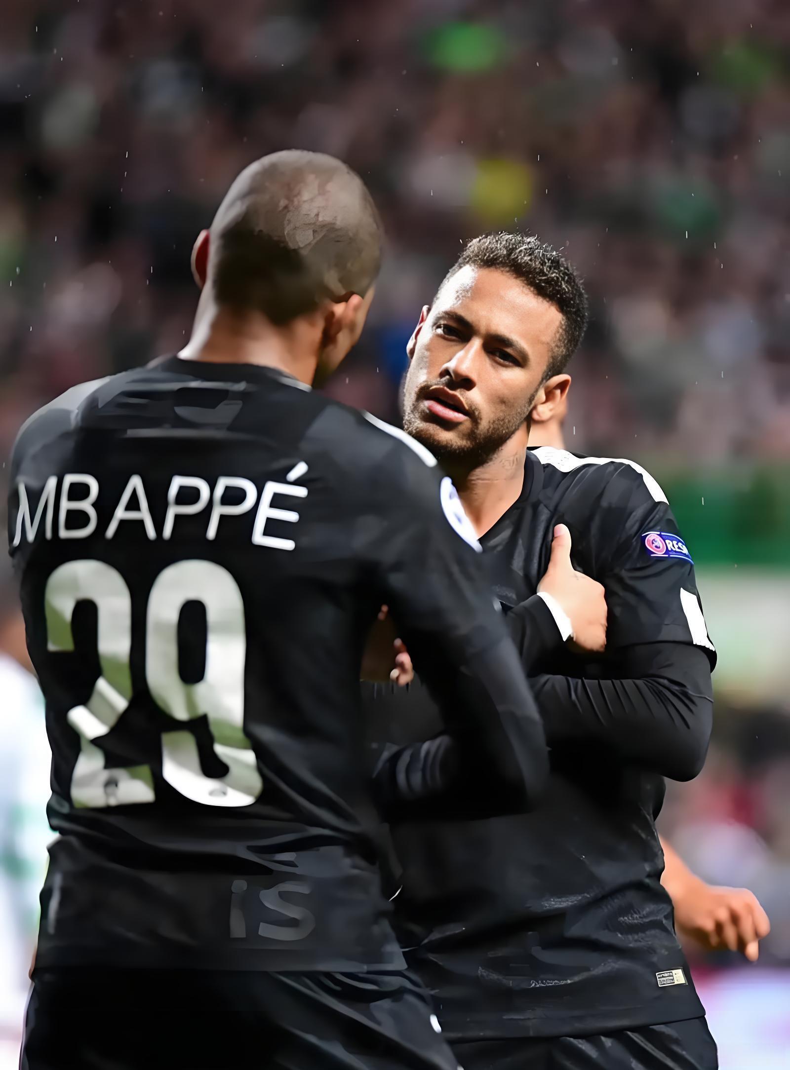 内马尔与姆巴佩的恩怨史