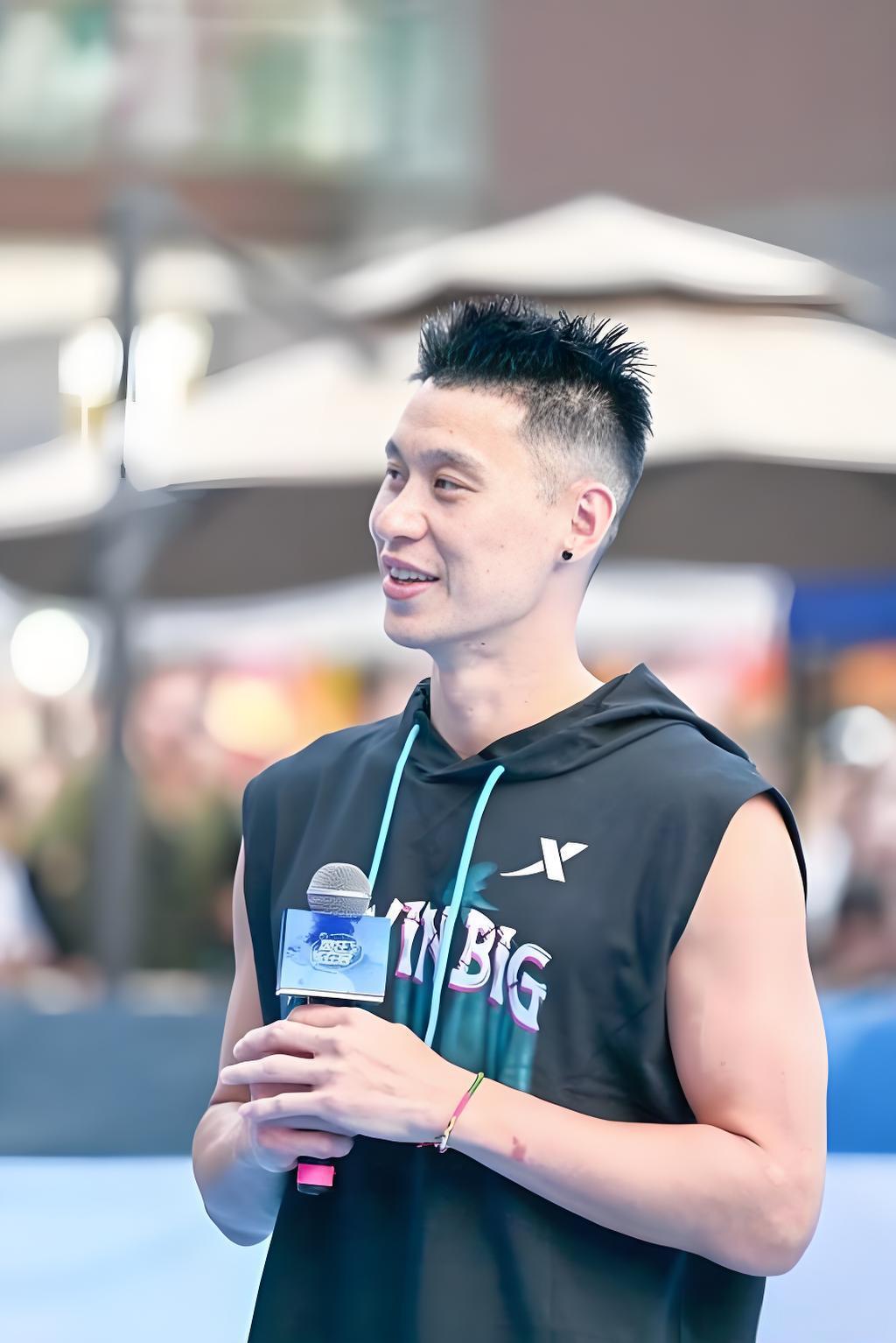 林书豪：CBA的节奏大师与人性之光