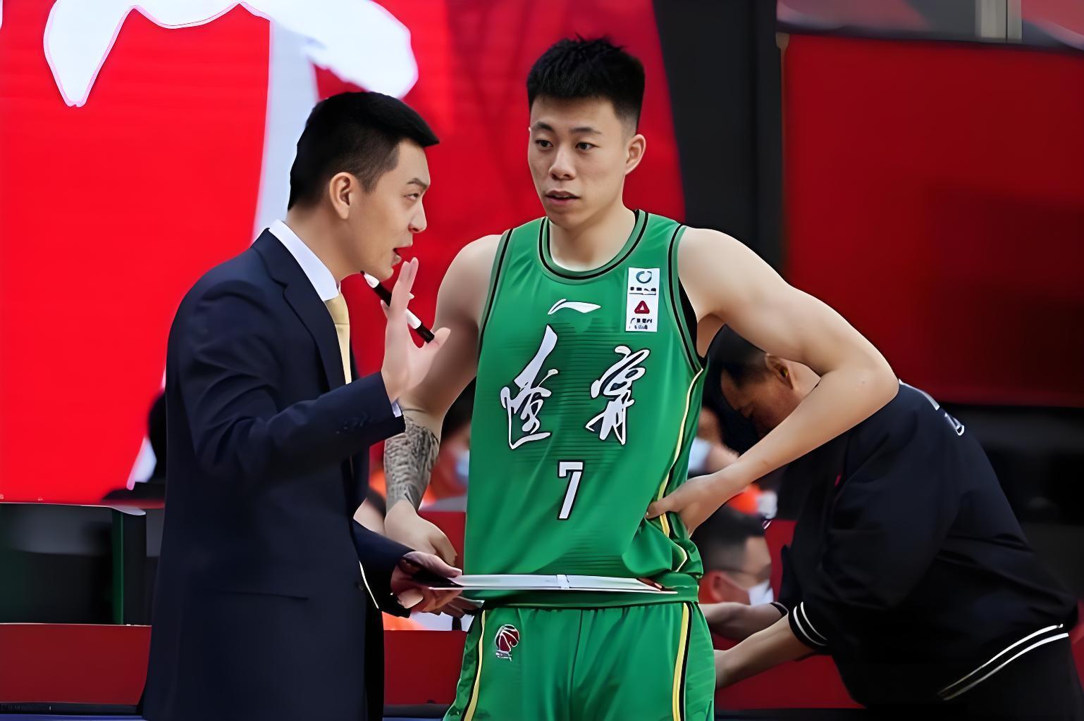 福格低调离队,辽篮5年功勋告别